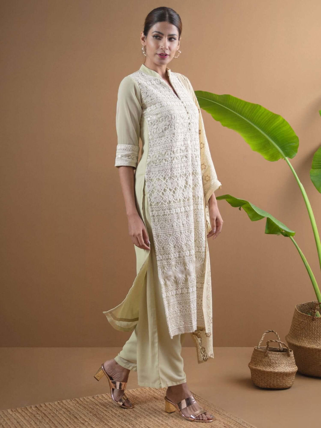  AMAIRA Green Embroidered Georgette Suit Set 
