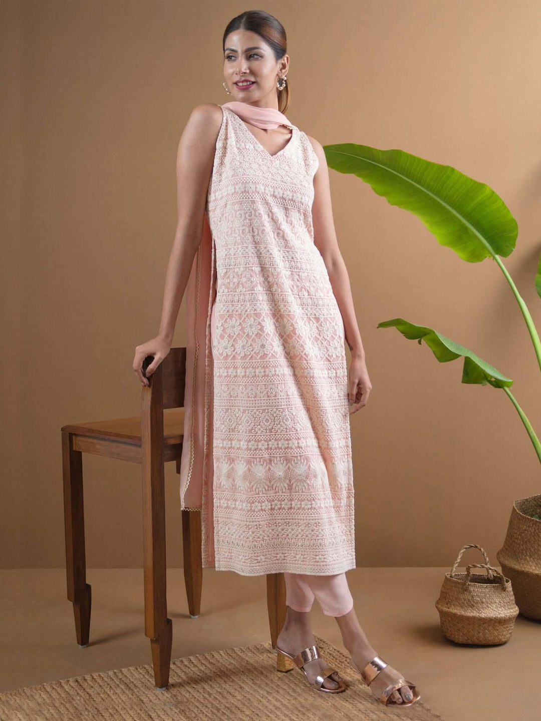  AAVYA Pink Embroidered Georgette Suit Set 